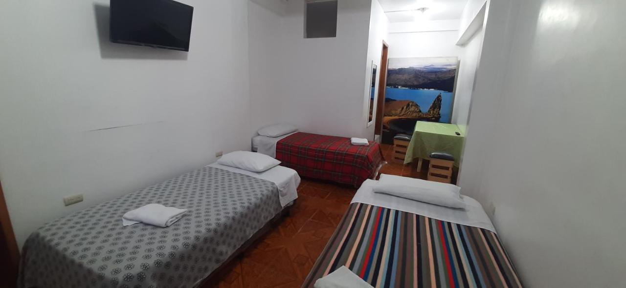 Hostal Miconia Puerto Ayora  Exterior foto